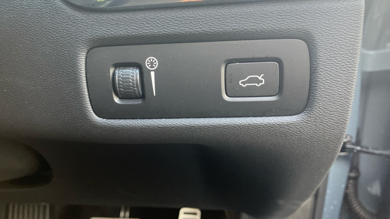 Volvo Xc60 2.0 B4D R DESIGN 5dr AWD Geartronic Diesel Estate